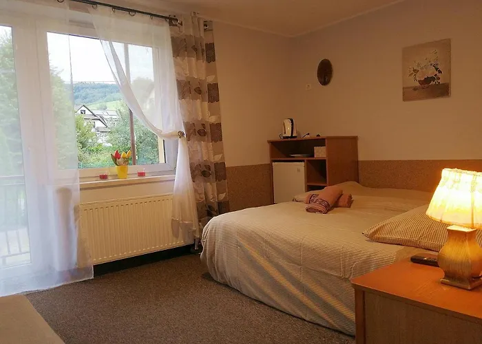 Guest house Willa Jaworowy Zdroj *