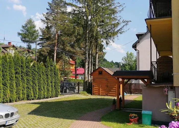 Willa Jaworowy Zdroj Guest house *