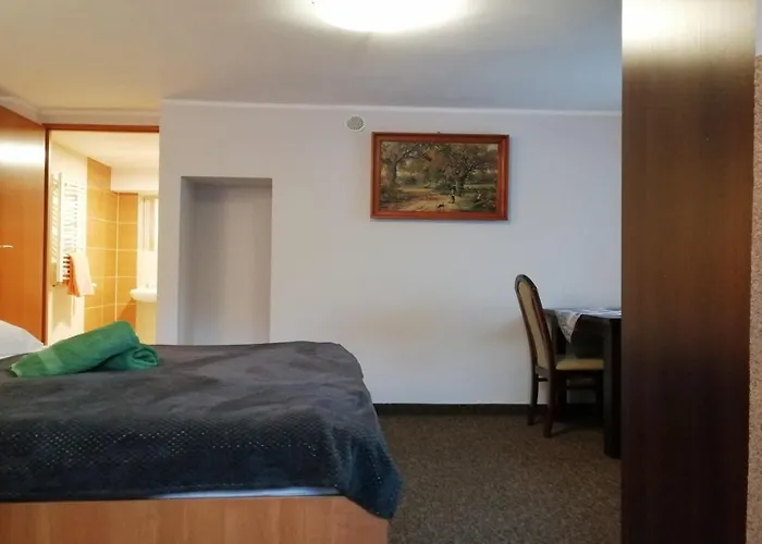 Willa Jaworowy Zdroj Guest house *